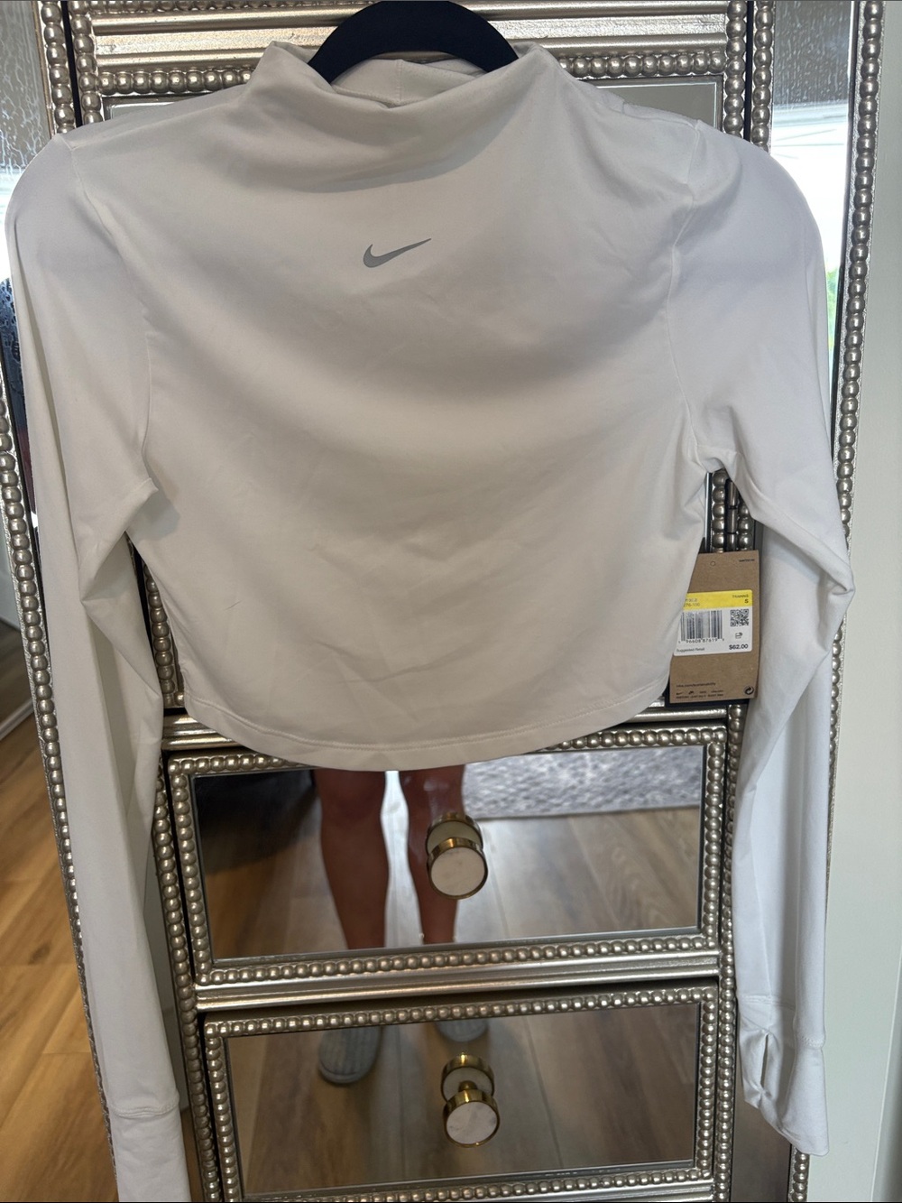 Nike Women’s White Long-Sleeve Cropped Training Top